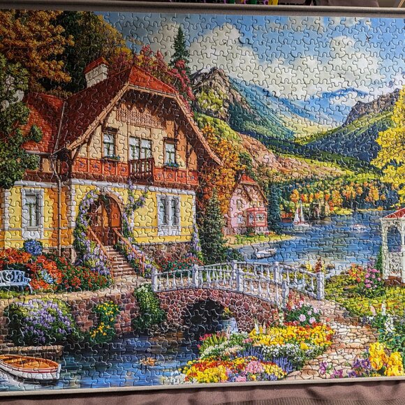 1000 piece puzzle - Picture 2 of 2